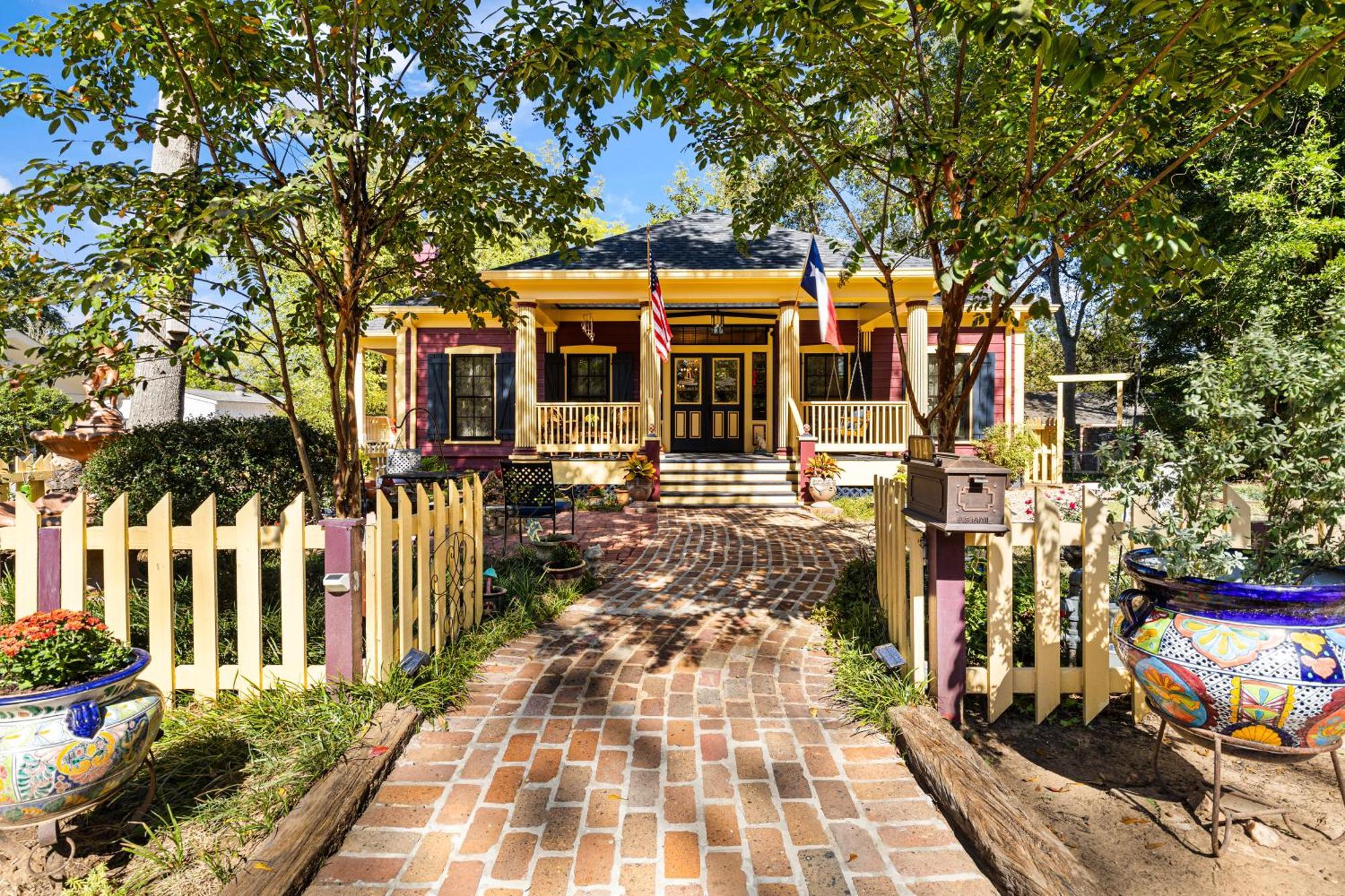 The Steamboat Inn Jefferson Bagian luar foto